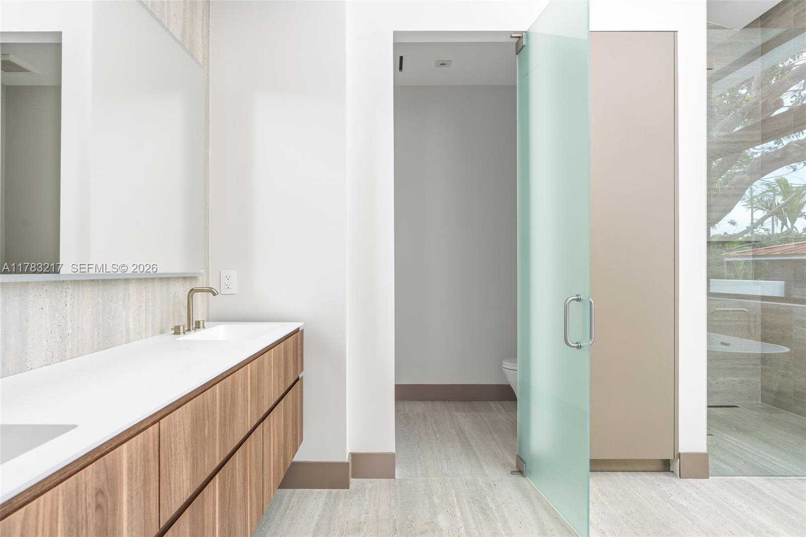 PARK PLAZA - Residential