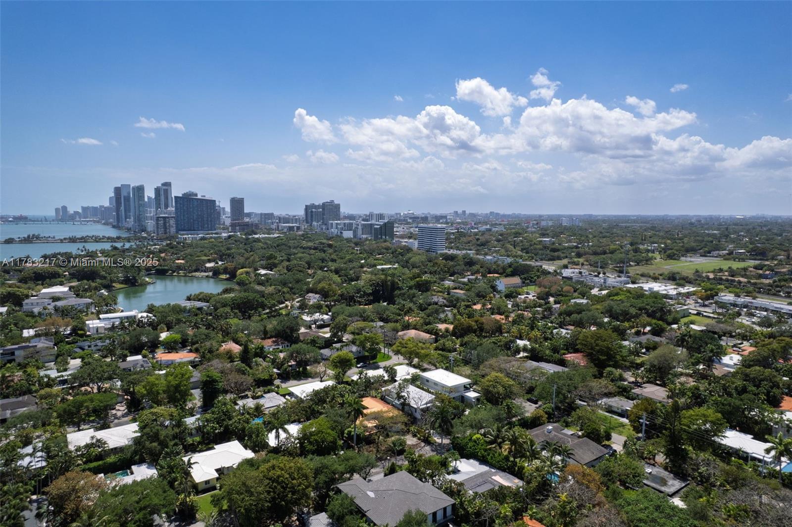 PARK PLAZA - Residential