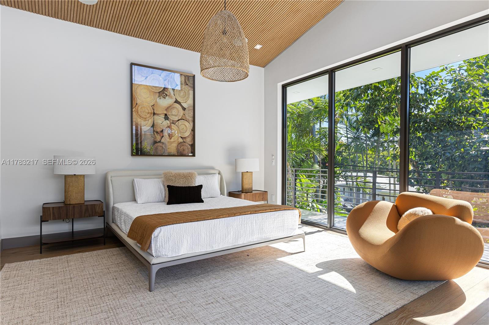 PARK PLAZA - Residential