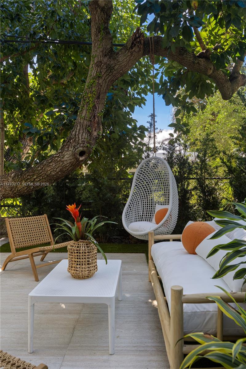 PARK PLAZA - Residential