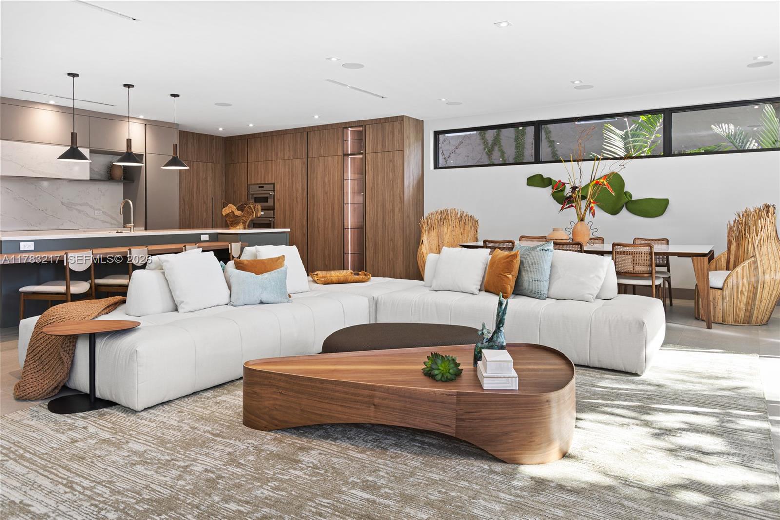 PARK PLAZA - Residential