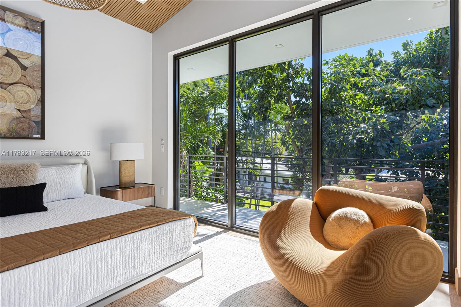 PARK PLAZA - Residential