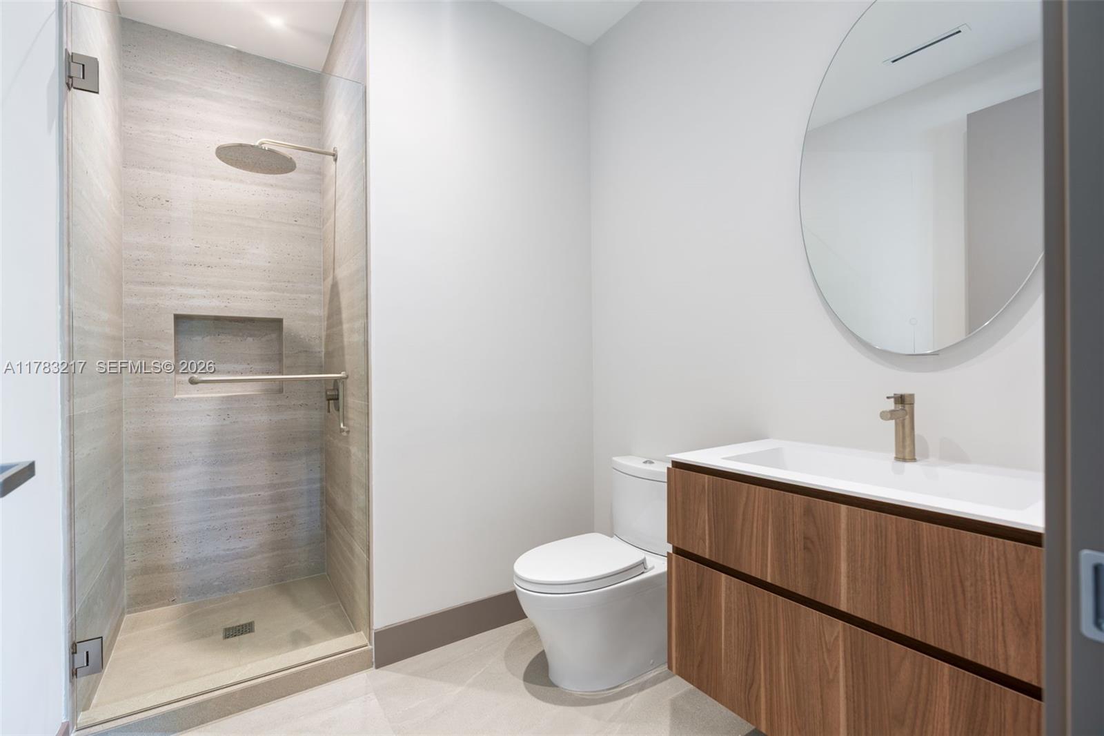 PARK PLAZA - Residential