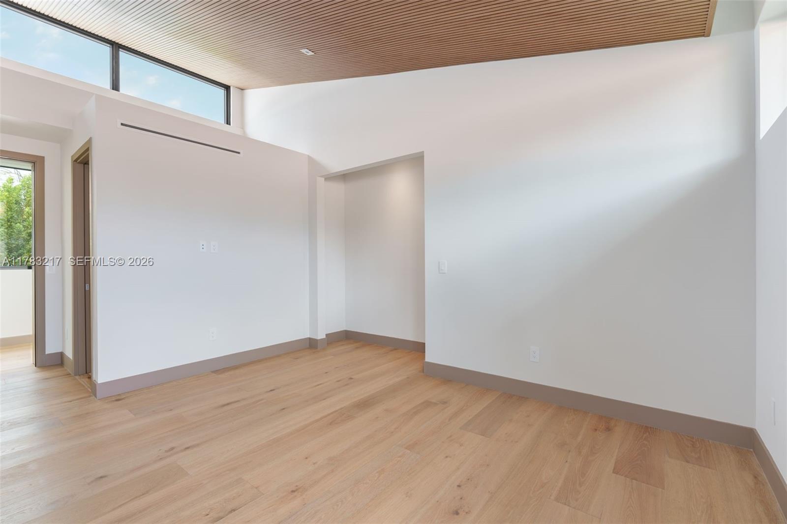 PARK PLAZA - Residential