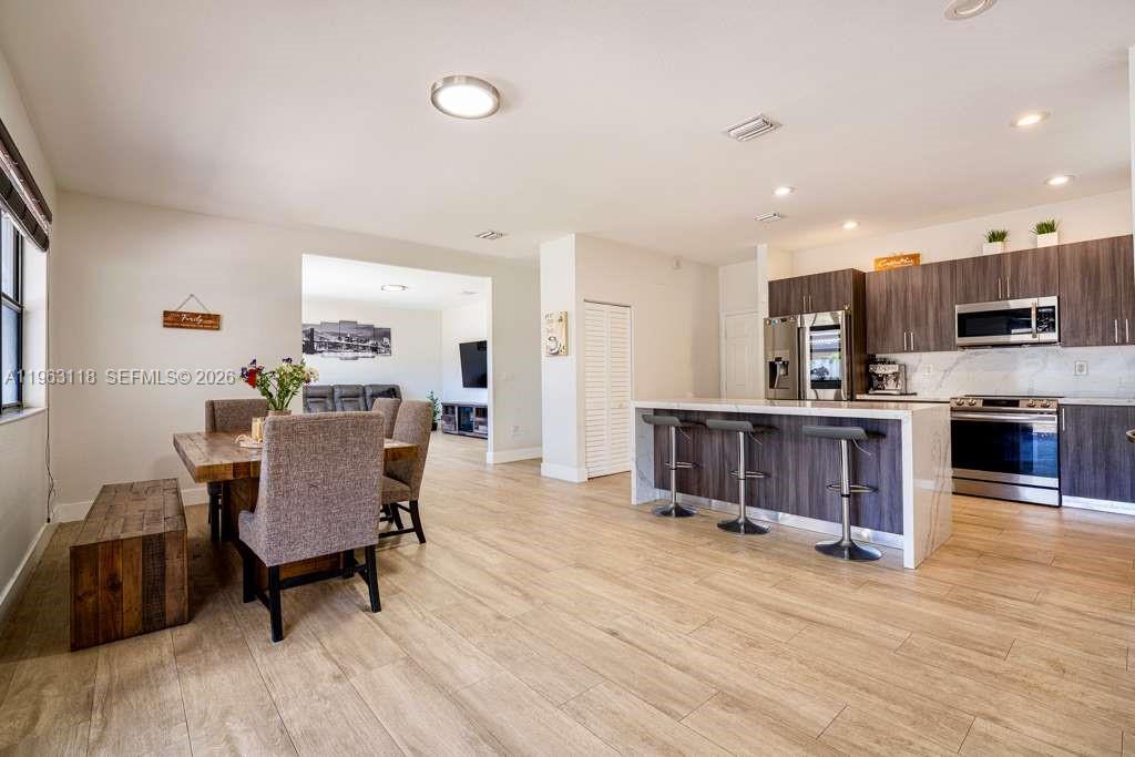 SILVER PALM WEST - Residential