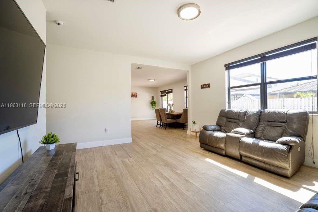 SILVER PALM WEST - Residential