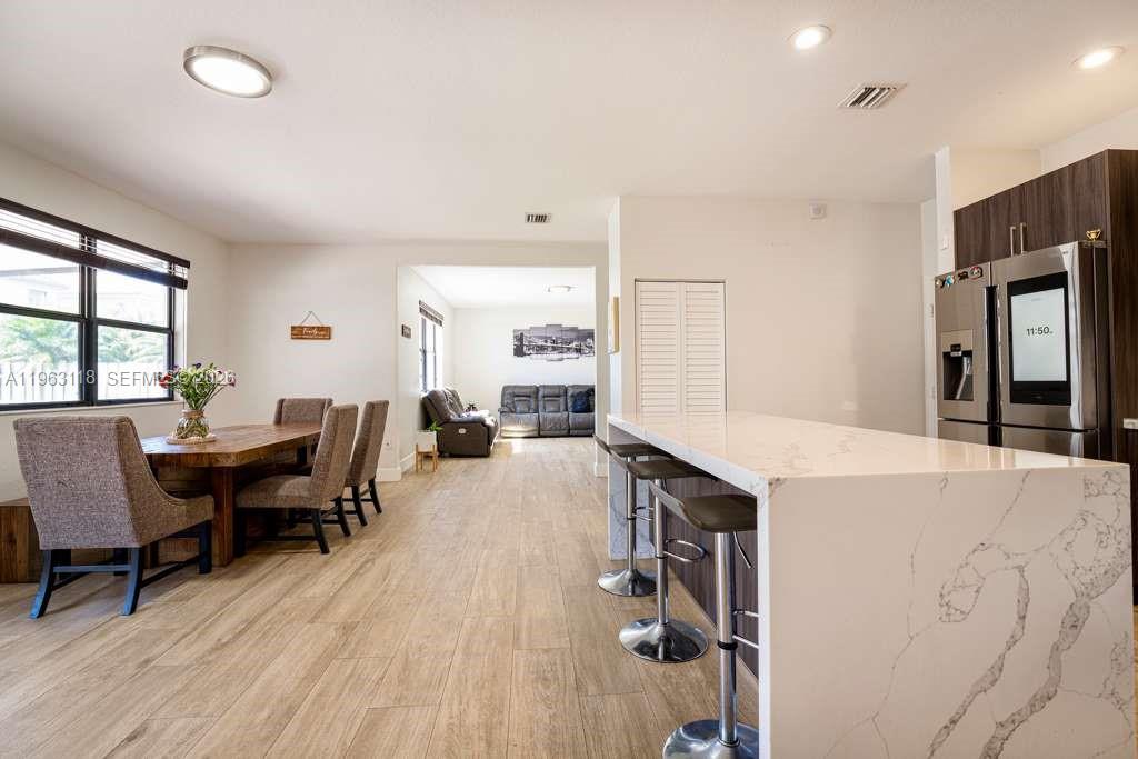 SILVER PALM WEST - Residential