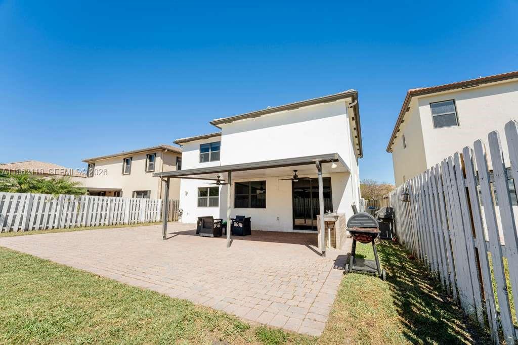 SILVER PALM WEST - Residential