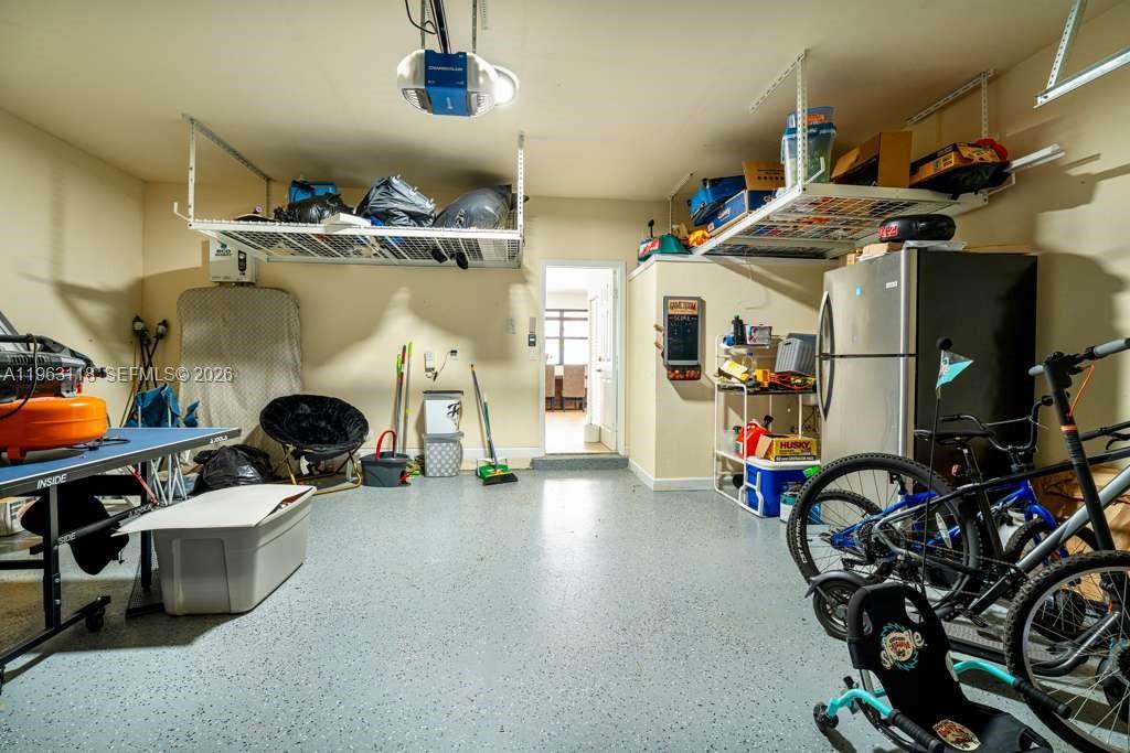 SILVER PALM WEST - Residential