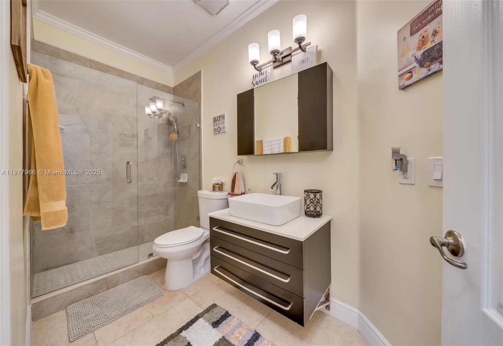 EMERALD ISLES - Residential