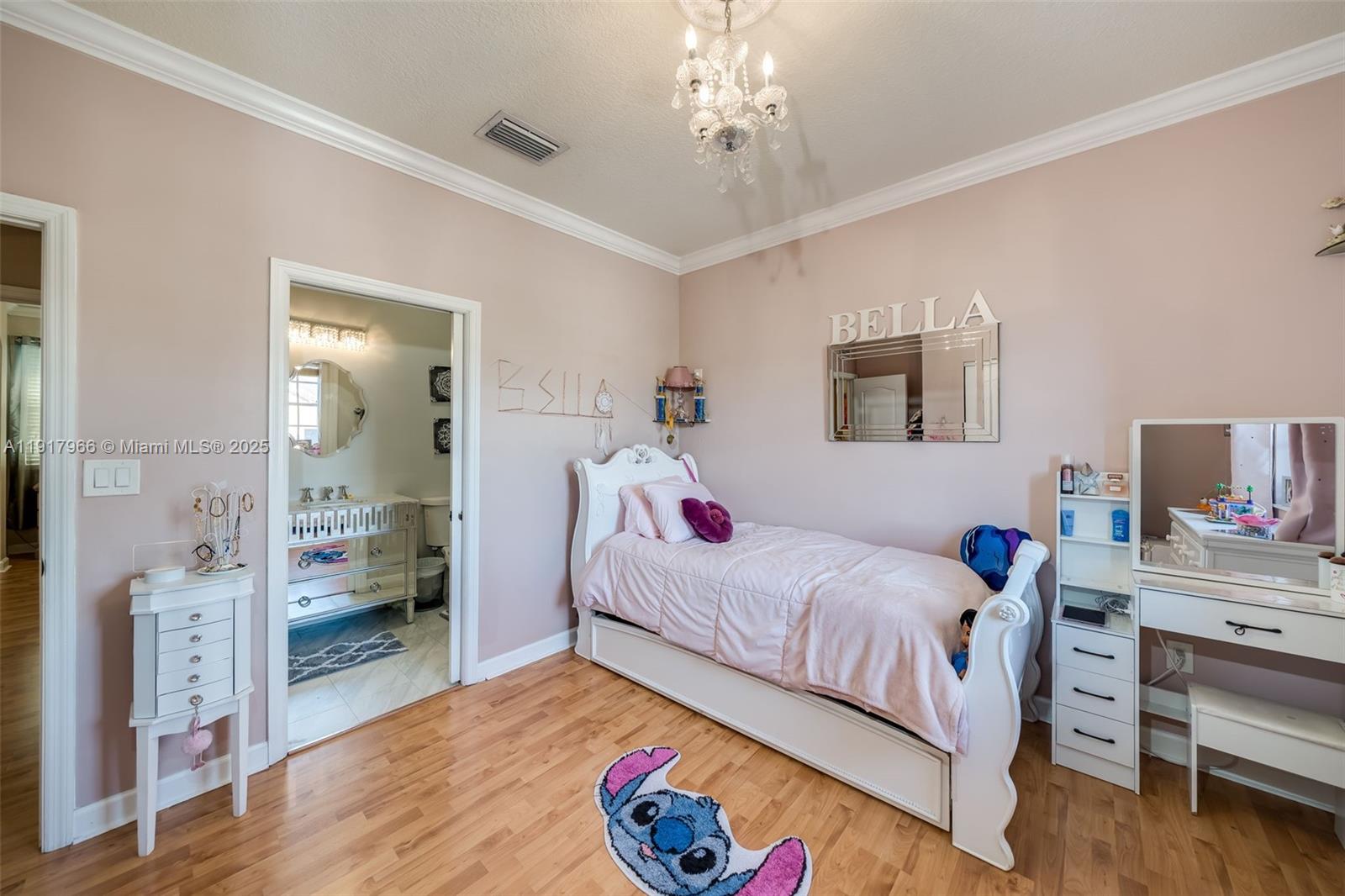 EMERALD ISLES - Residential