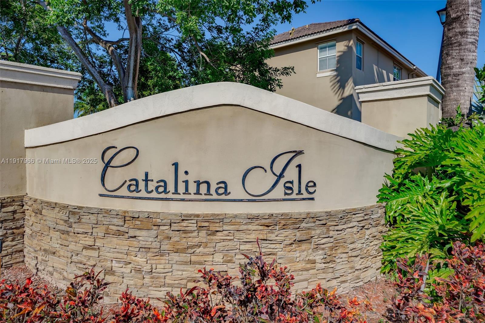 EMERALD ISLES - Residential