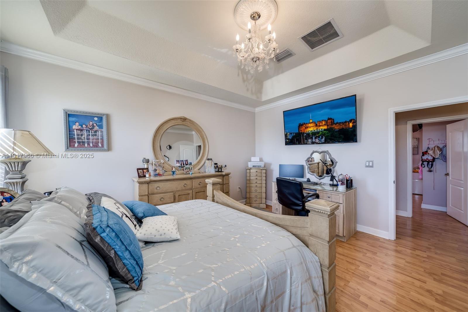 EMERALD ISLES - Residential