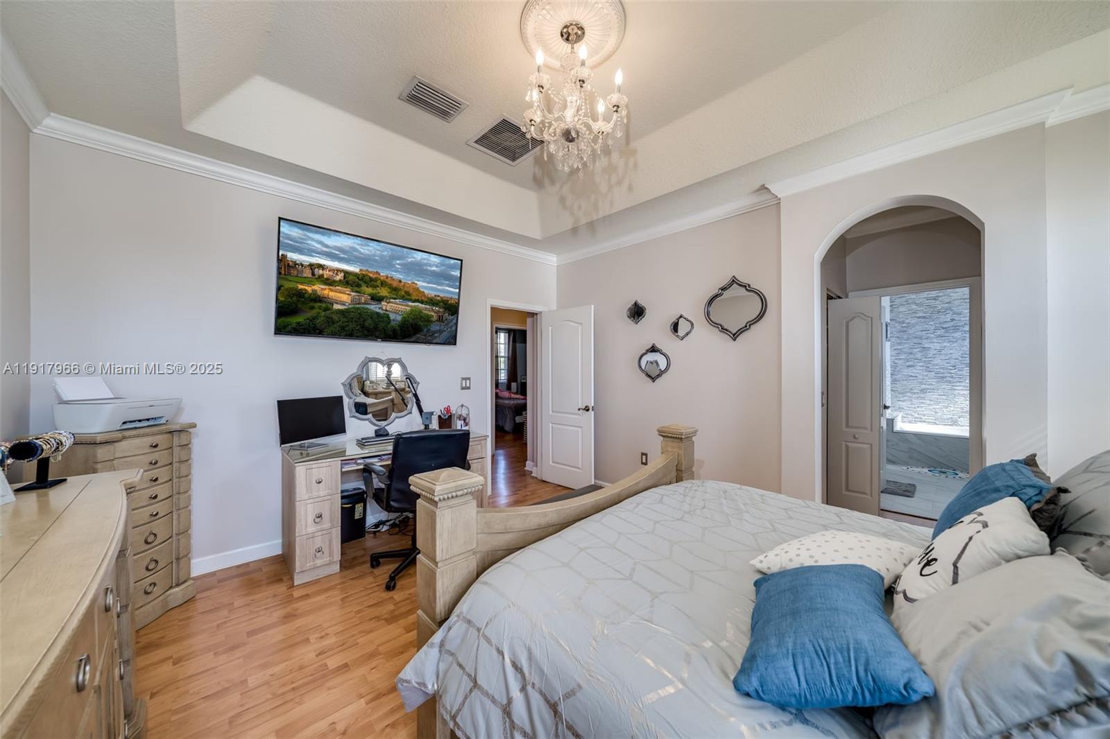 EMERALD ISLES - Residential