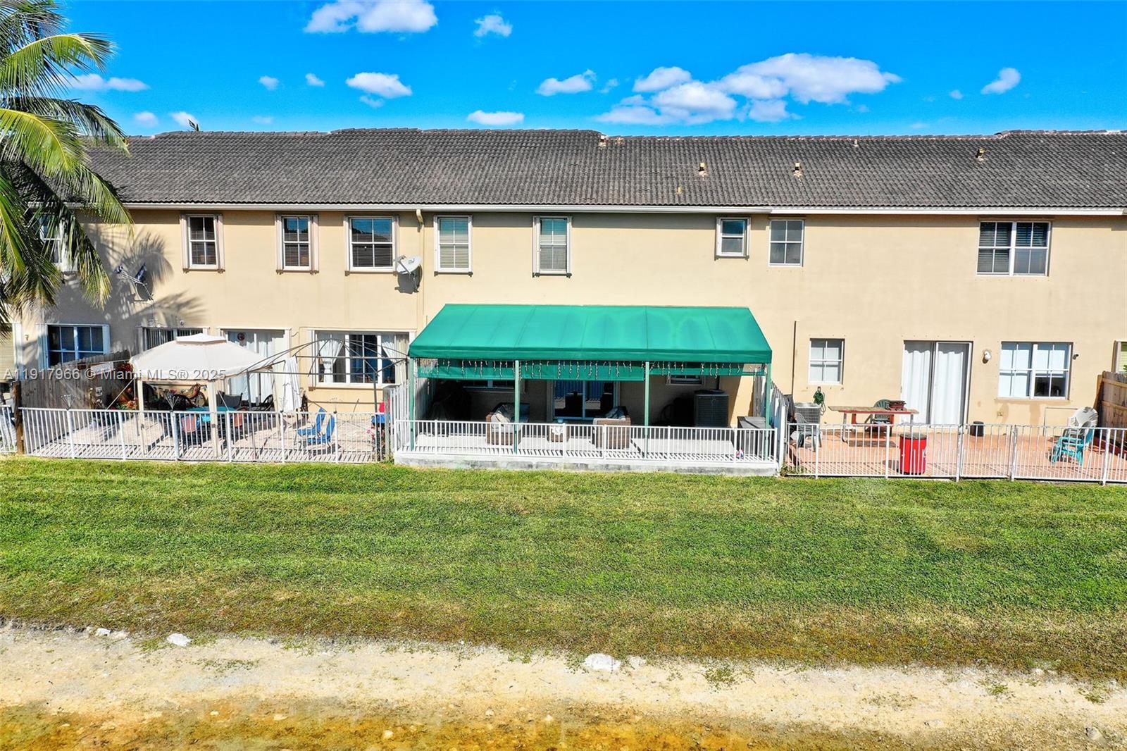 EMERALD ISLES - Residential