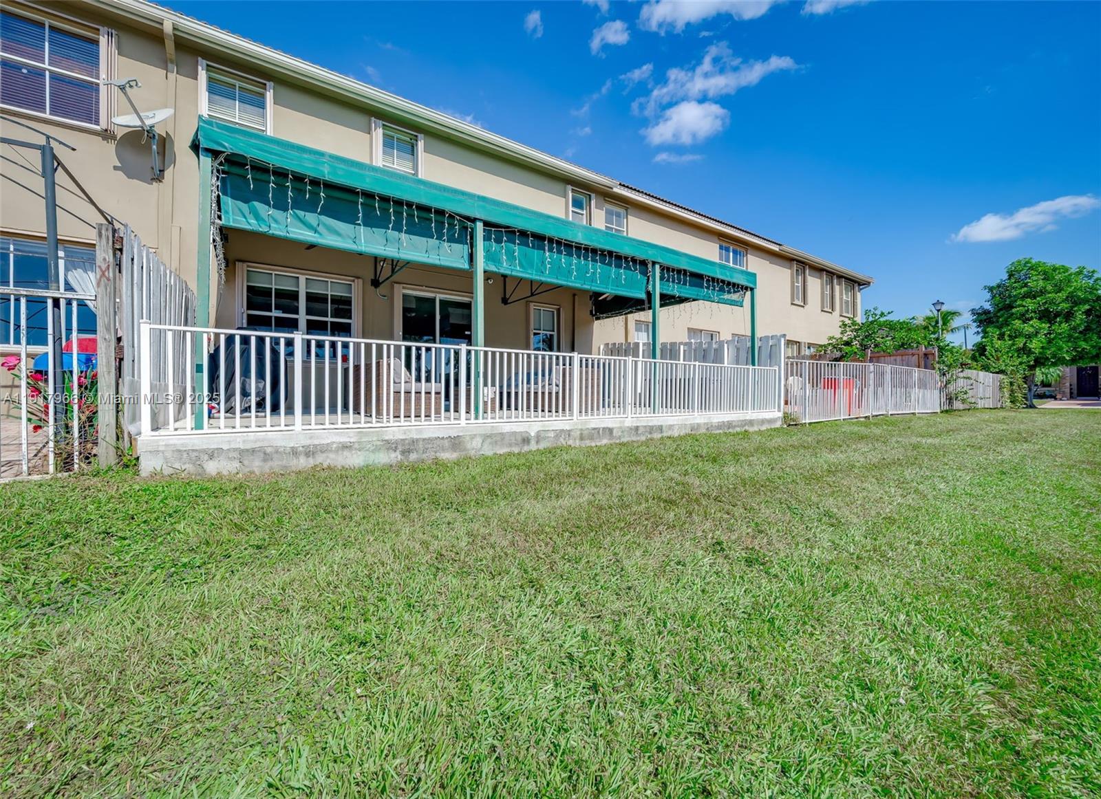 EMERALD ISLES - Residential