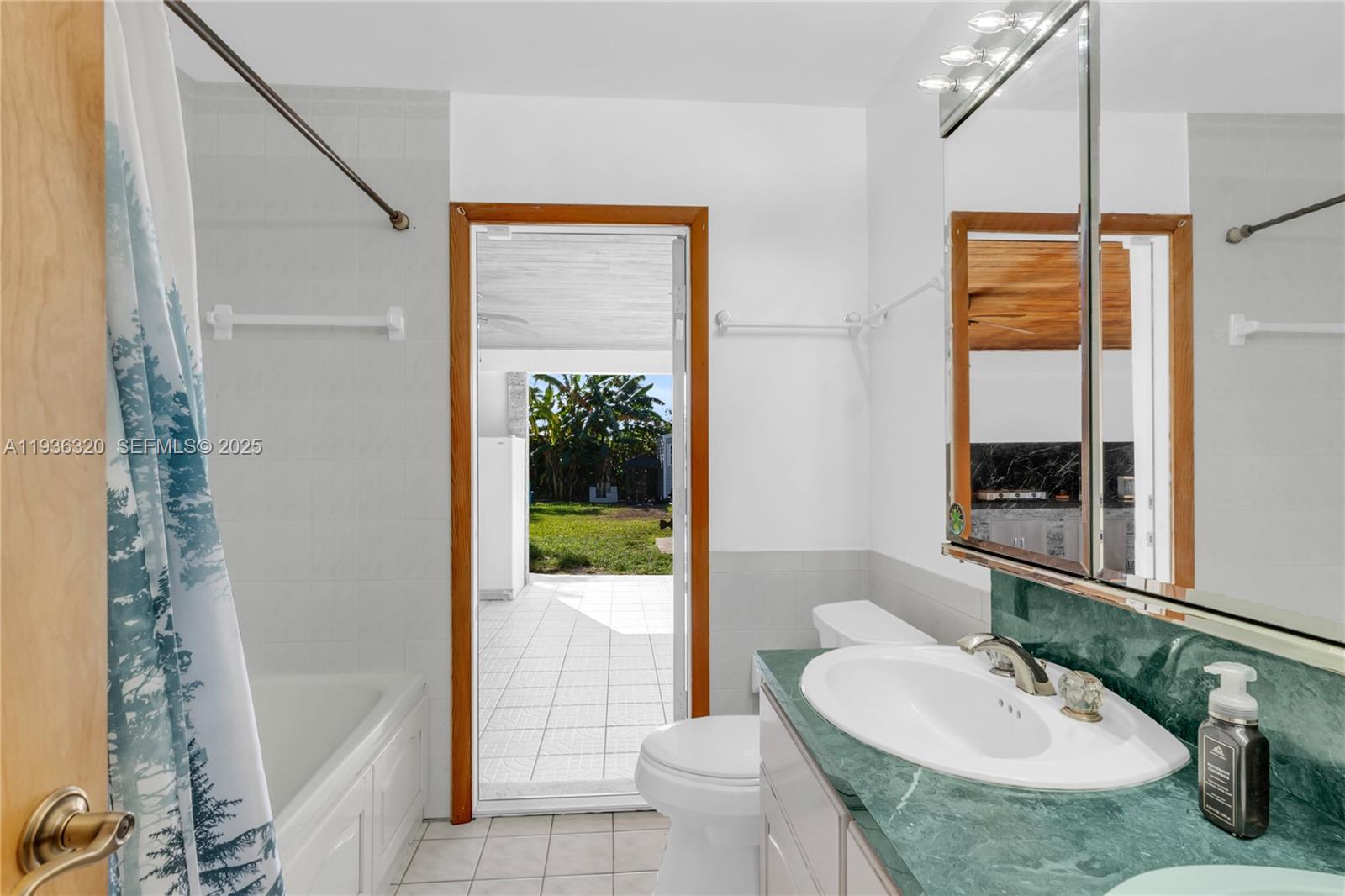 KING ROBERT - Residential