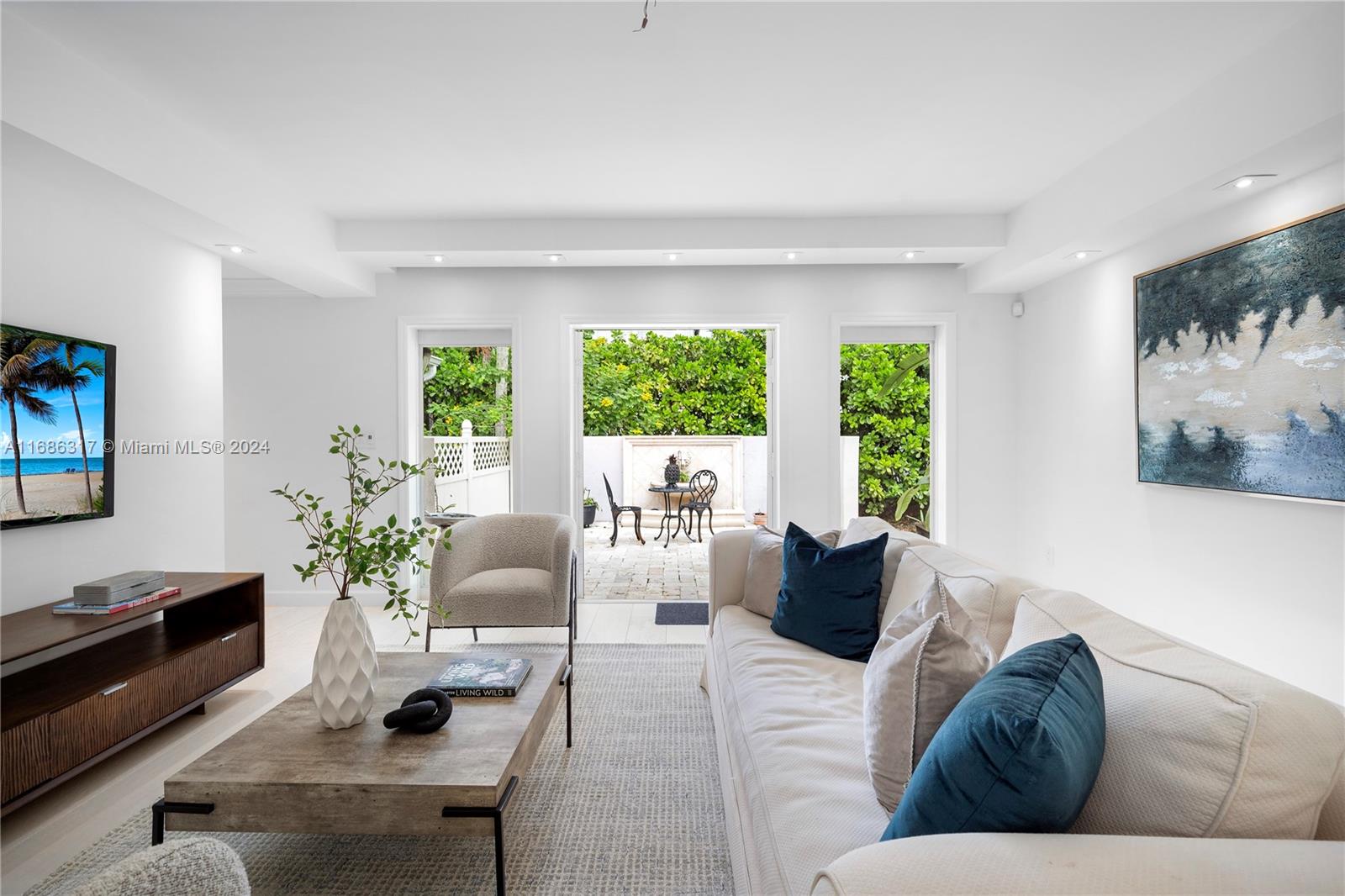 CORAL GABLES COUNTRY CLUB - Residential