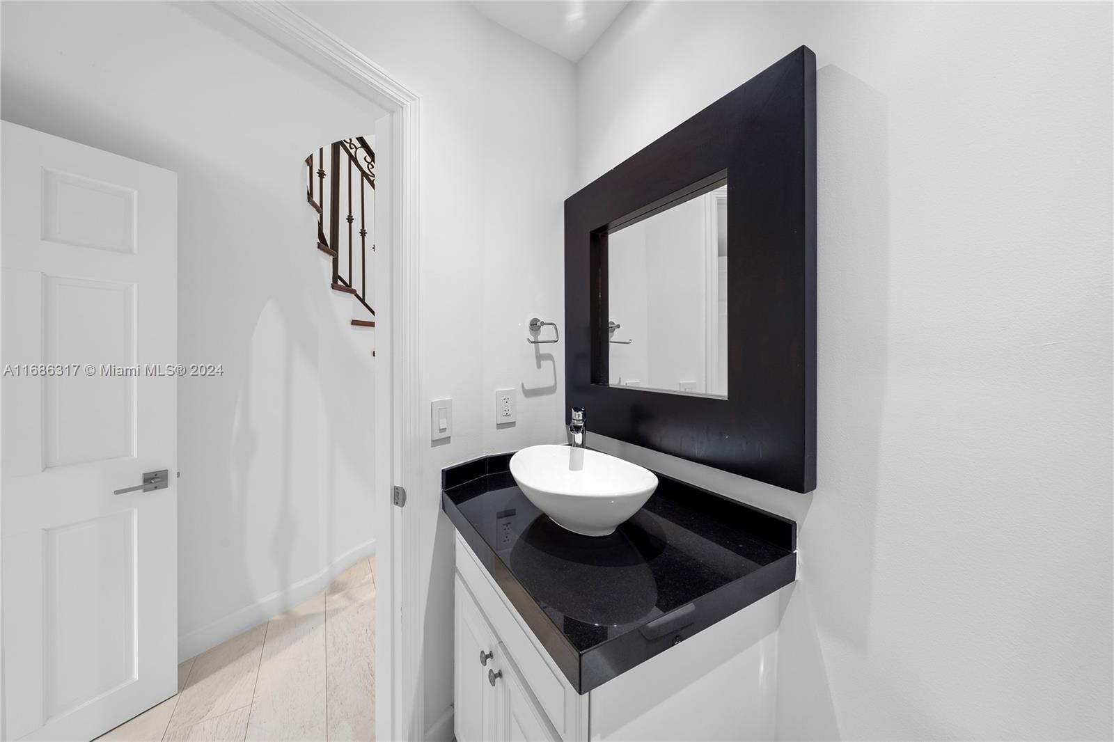 CORAL GABLES COUNTRY CLUB - Residential