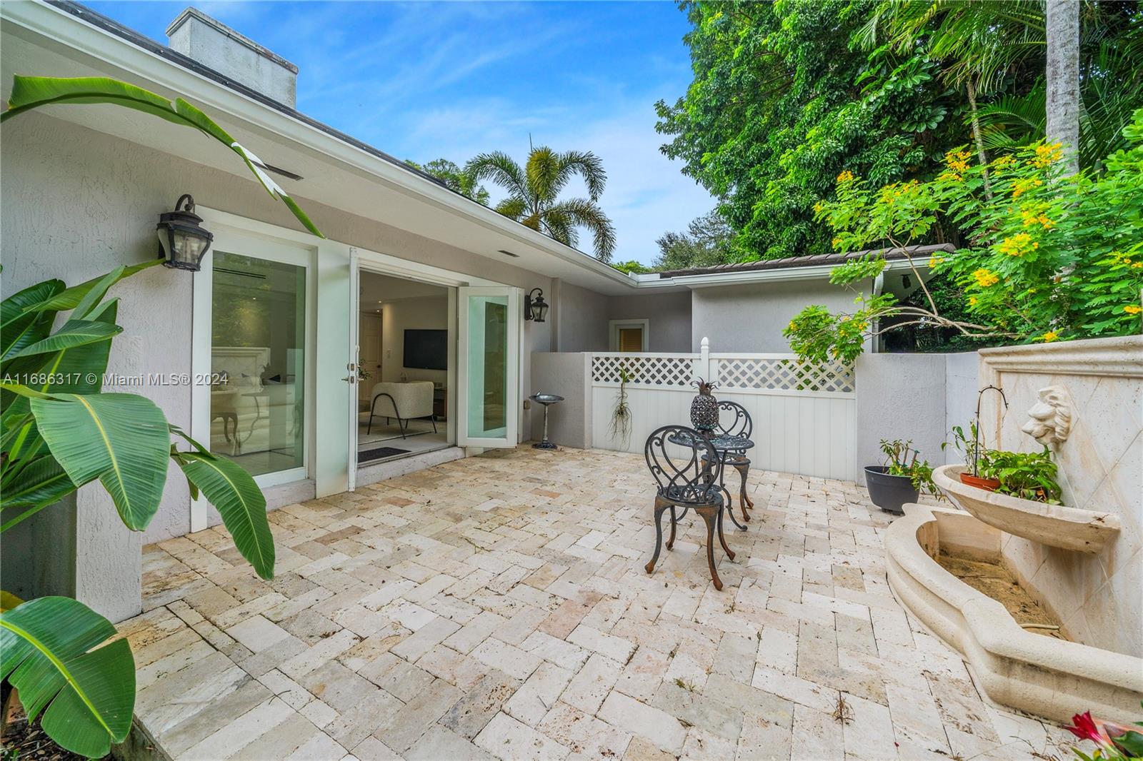 CORAL GABLES COUNTRY CLUB - Residential