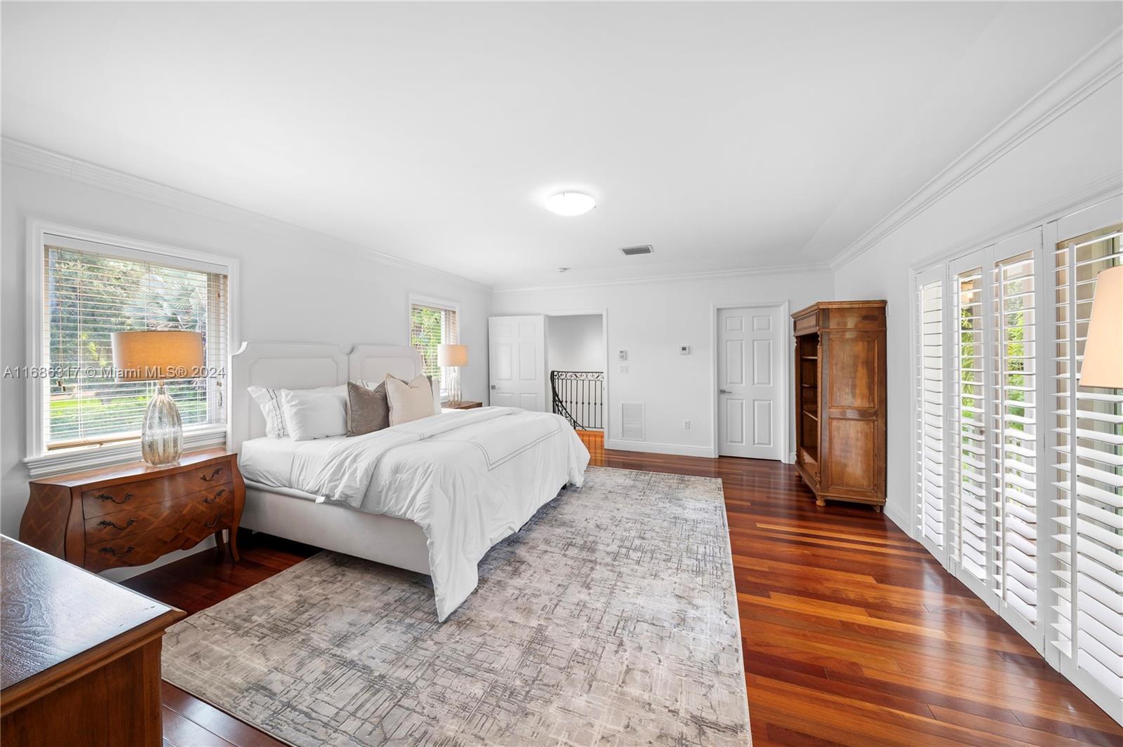 CORAL GABLES COUNTRY CLUB - Residential