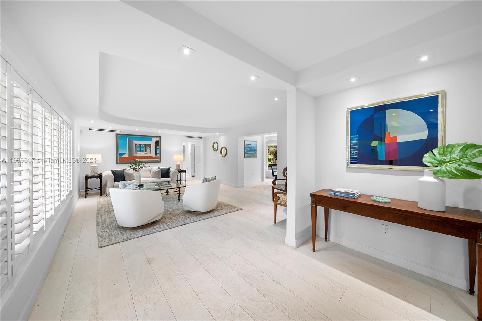 CORAL GABLES COUNTRY CLUB - Residential