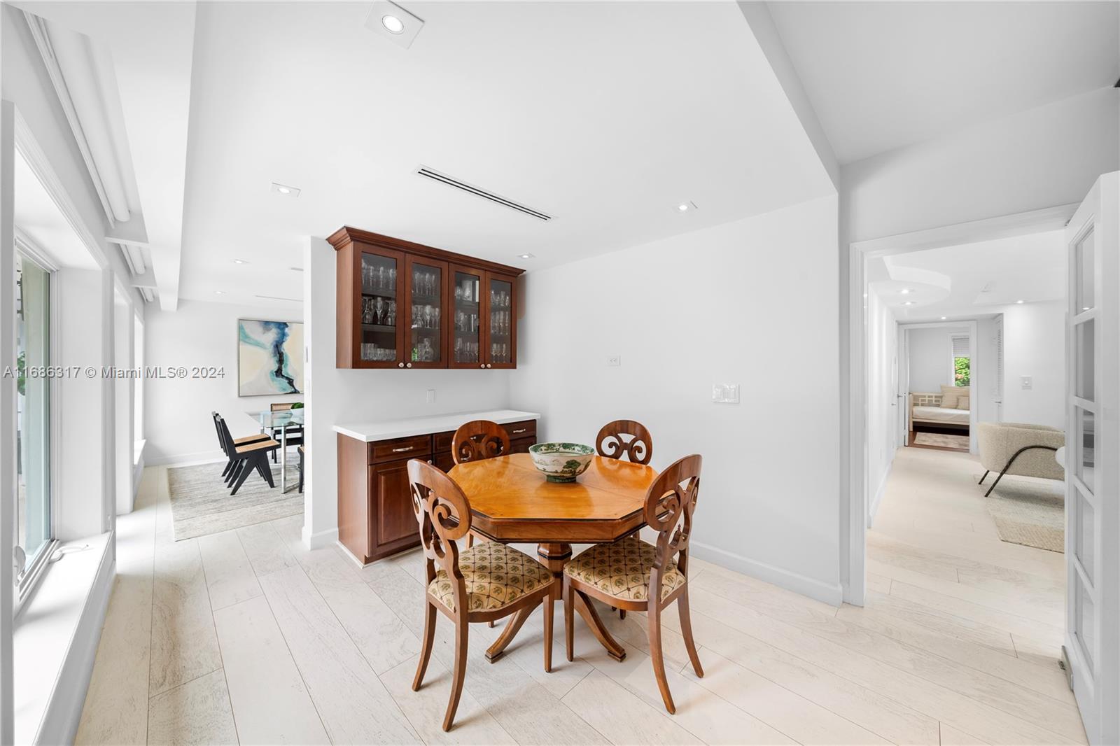 CORAL GABLES COUNTRY CLUB - Residential