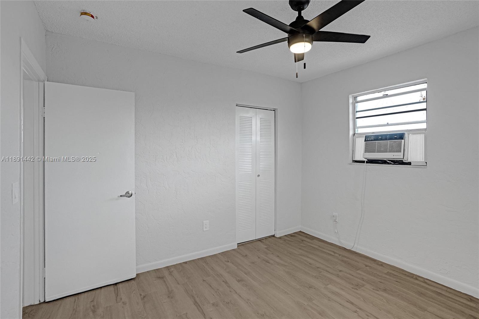 REPLAT OF A PORTION OF BL - Residential Lease
