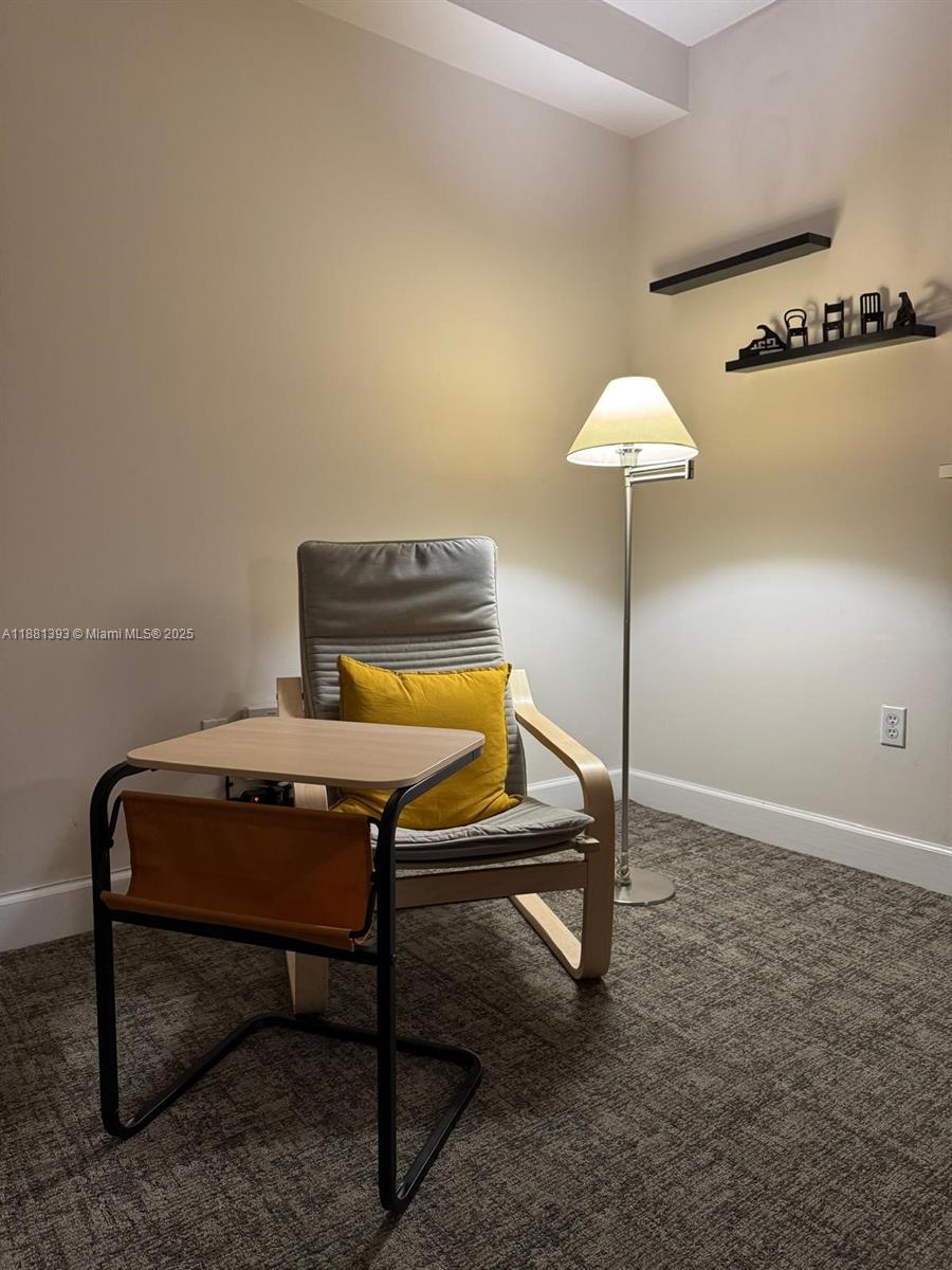 DOUGLAS GRAND CONDO - Residential Lease