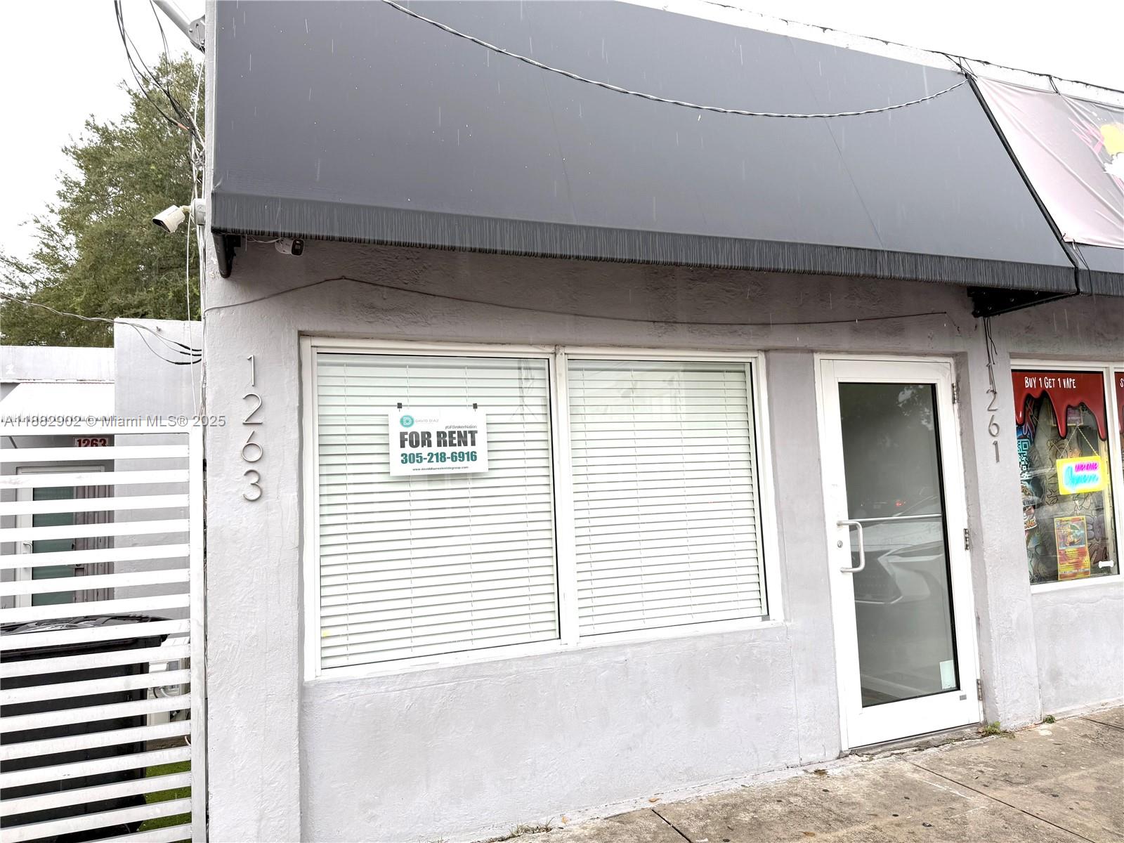 Great Location! This front store open space offer excellent visibility and easy access for any retail business.