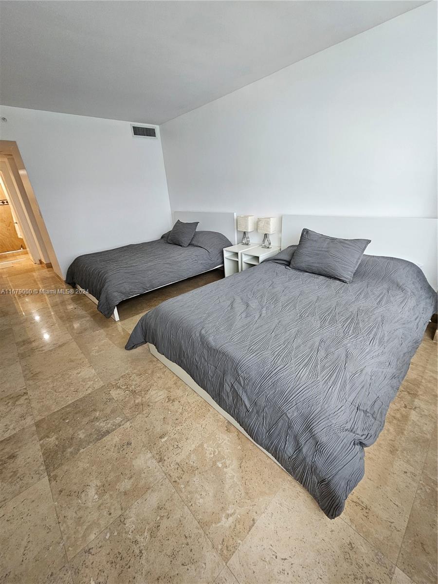 THE PAVILION CONDO - Residential Lease