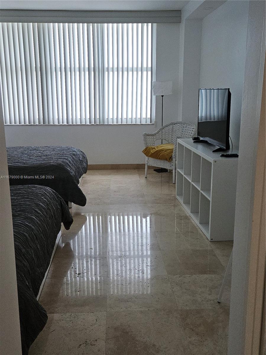 THE PAVILION CONDO - Residential Lease