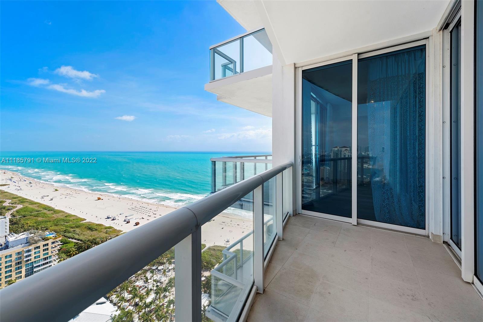 CONTINUUM ON SOUTH BEACH - Residential