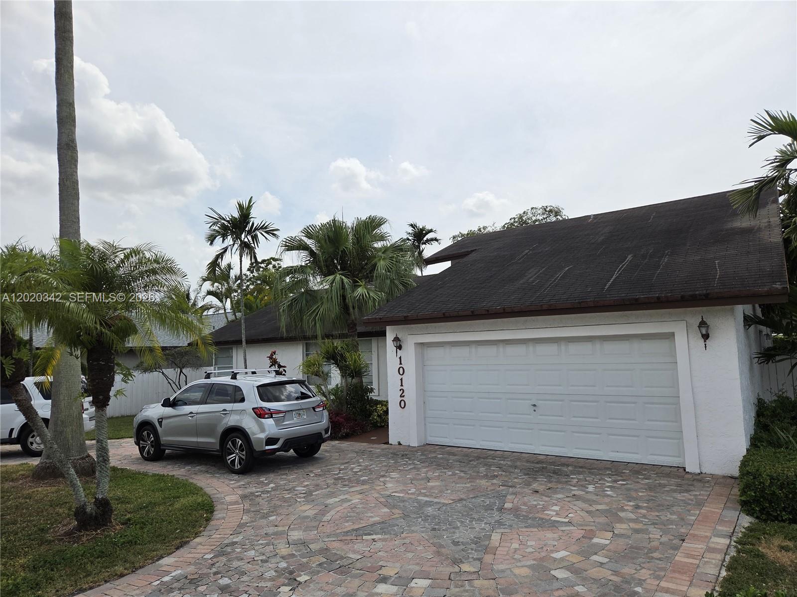 CALUSA CLUB ESTATES 6TH A - Residential