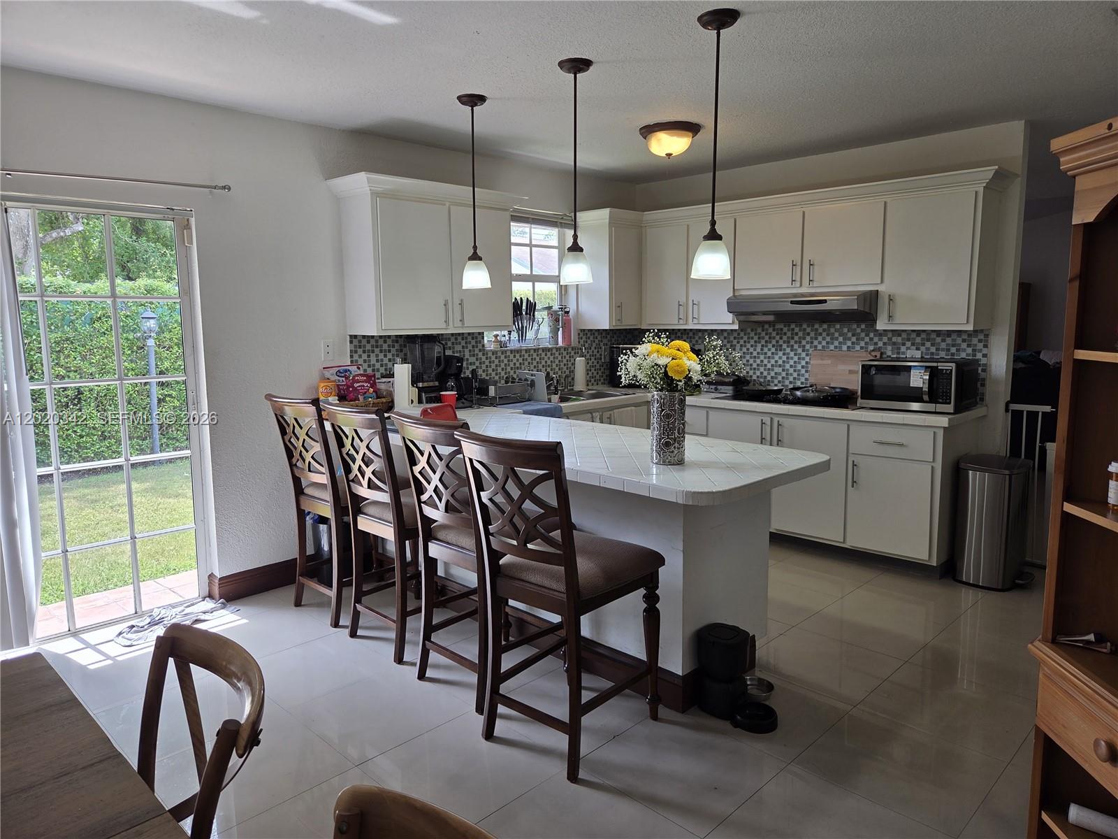 CALUSA CLUB ESTATES 6TH A - Residential