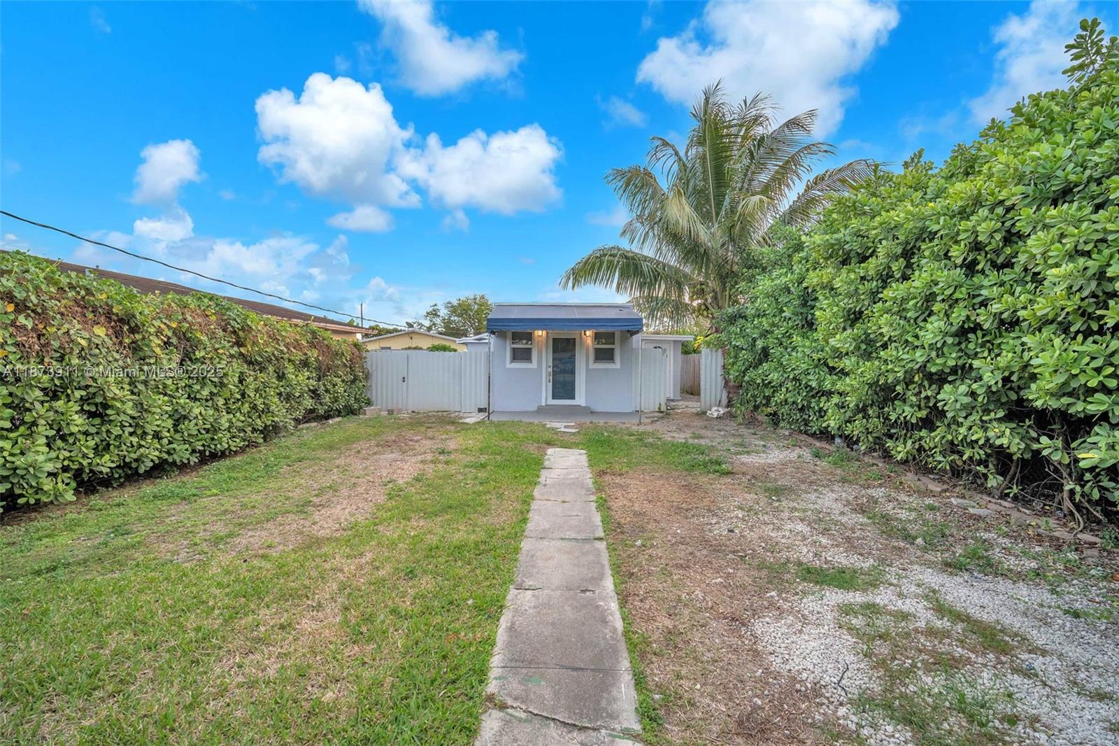 Beautifully renovated home available for rent in the heart of Miami.
This charming property offers a spacious floor plan filled with natural light, ideal for a small family. The home features fully remodeled bathrooms, brand-new flooring, elegant white wooden kitchen cabinets with quartz countertops, new impact windows and doors, and newer roof, A/C, and water heater.
Centrally located in a quiet and up-and-coming neighborhood, you’ll be just minutes away from schools, restaurants, shopping centers, and the beach.
? Optional furnished for an additional fee
? Short-term rentals available upon request
? Fast and easy tenant approval process
Don’t miss the chance to enjoy all the comforts of this move-in ready home.
Schedule your showing today and make this house your new home!