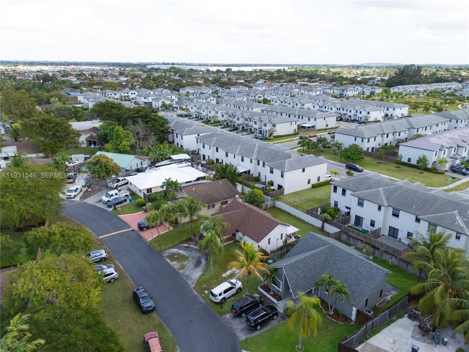 COUNTRY STAR SEC 1 - Residential