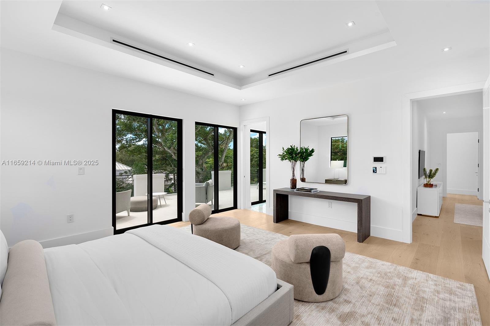 PALM MIAMI AMD - Residential