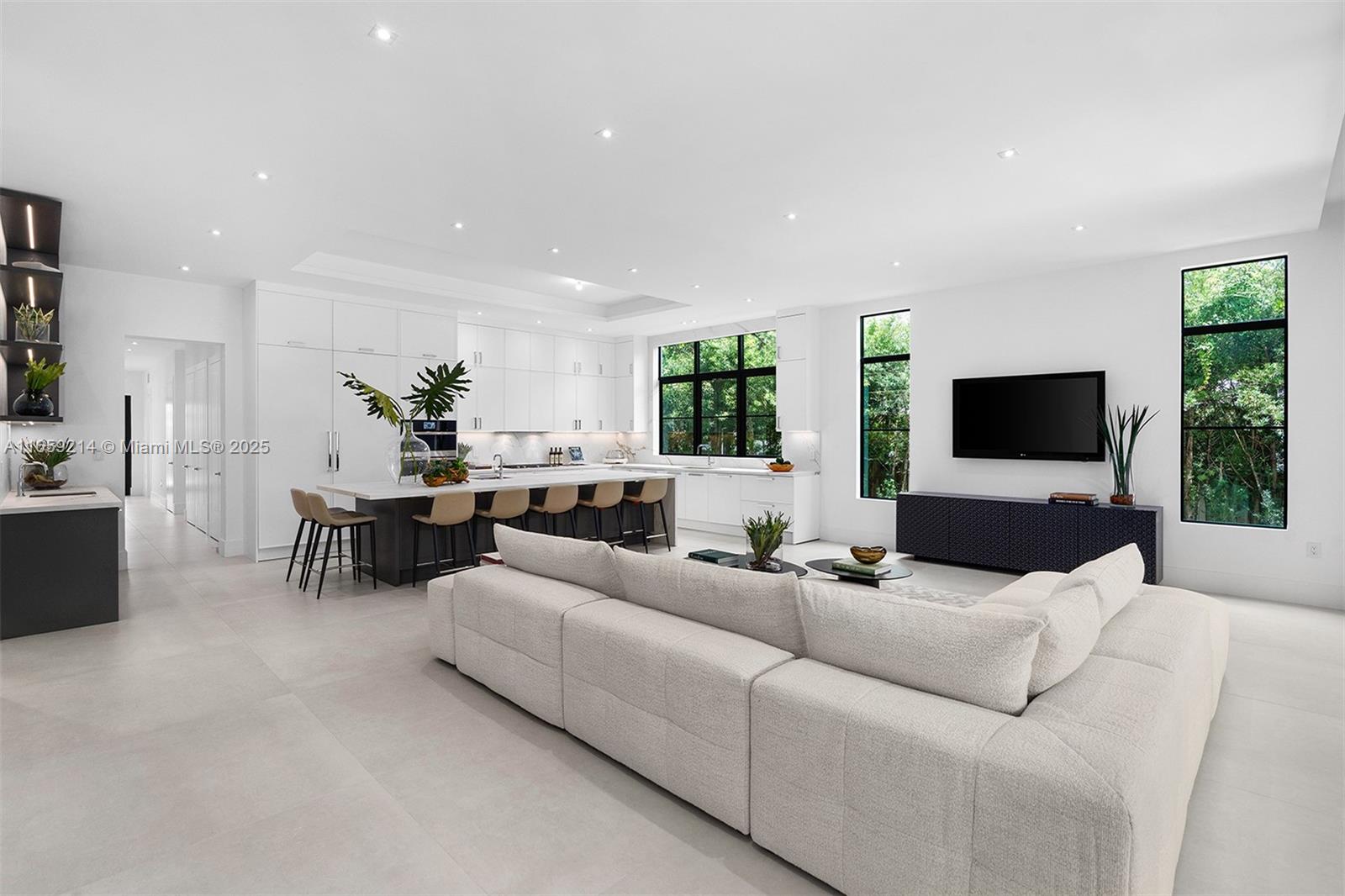PALM MIAMI AMD - Residential