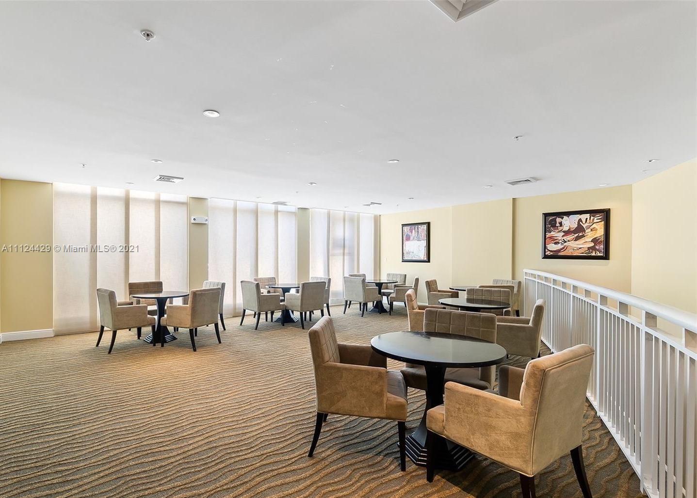 DUO COMDOMINIUM EAST - Residential Lease