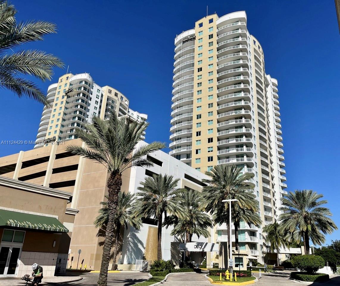 DUO COMDOMINIUM EAST - Residential Lease