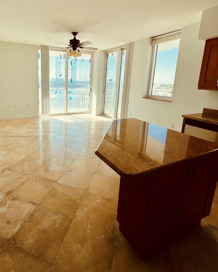 DUO COMDOMINIUM EAST - Residential Lease