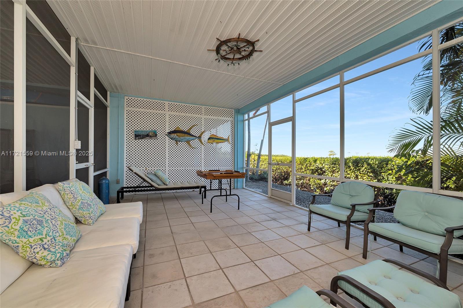LANDINGS OF LARGO II - Residential