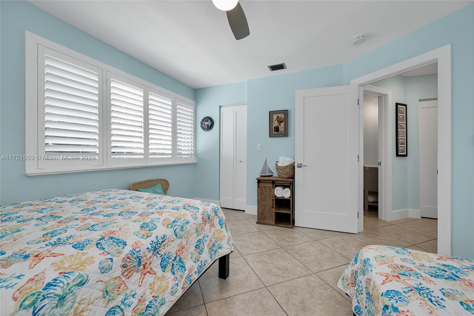 LANDINGS OF LARGO II - Residential