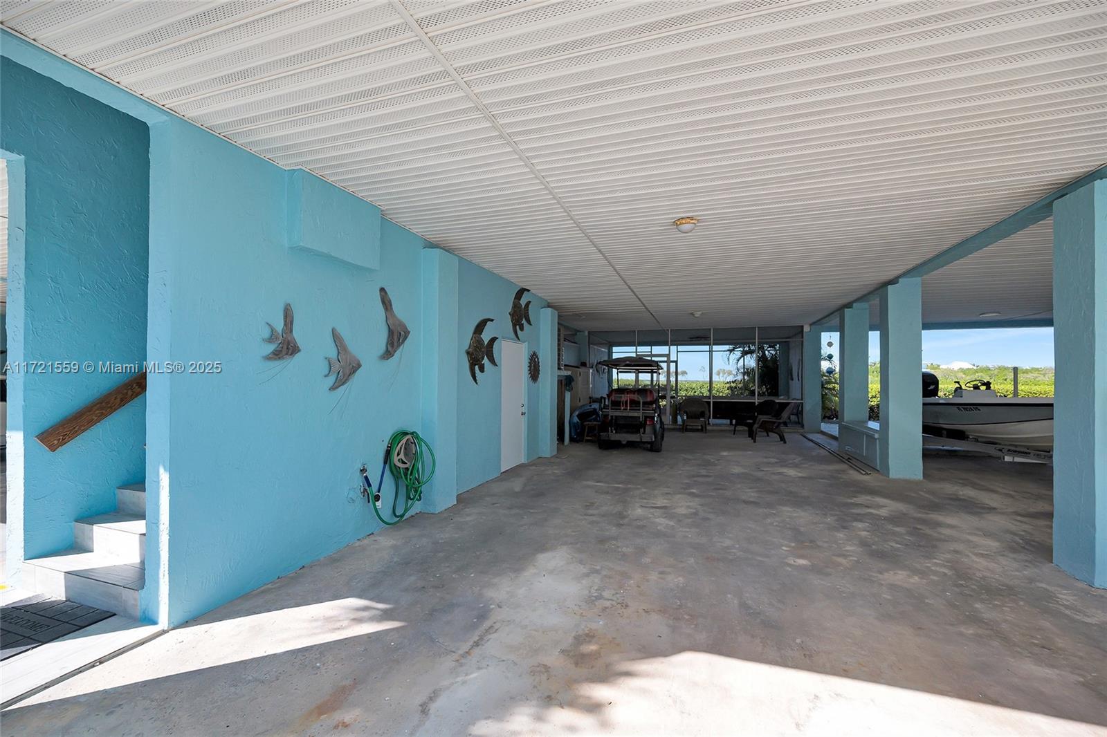 LANDINGS OF LARGO II - Residential