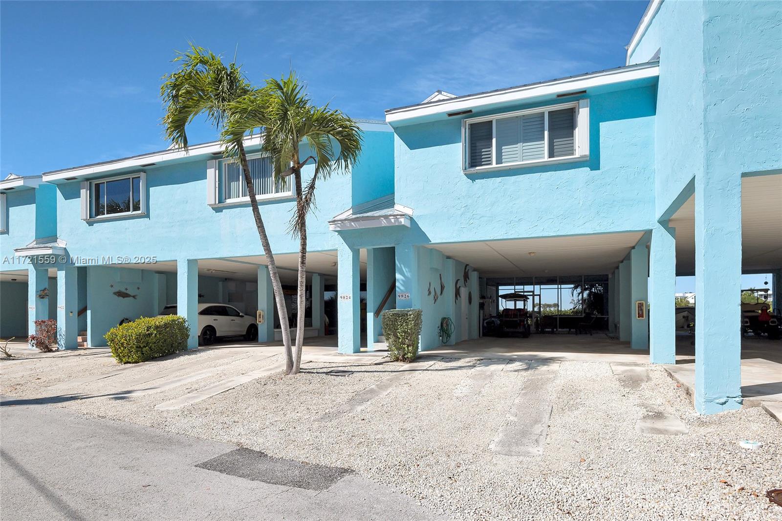 LANDINGS OF LARGO II - Residential