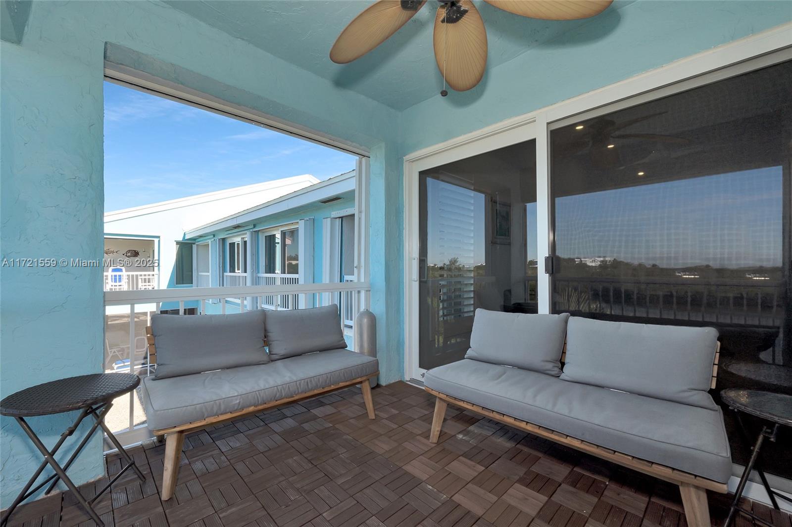 LANDINGS OF LARGO II - Residential