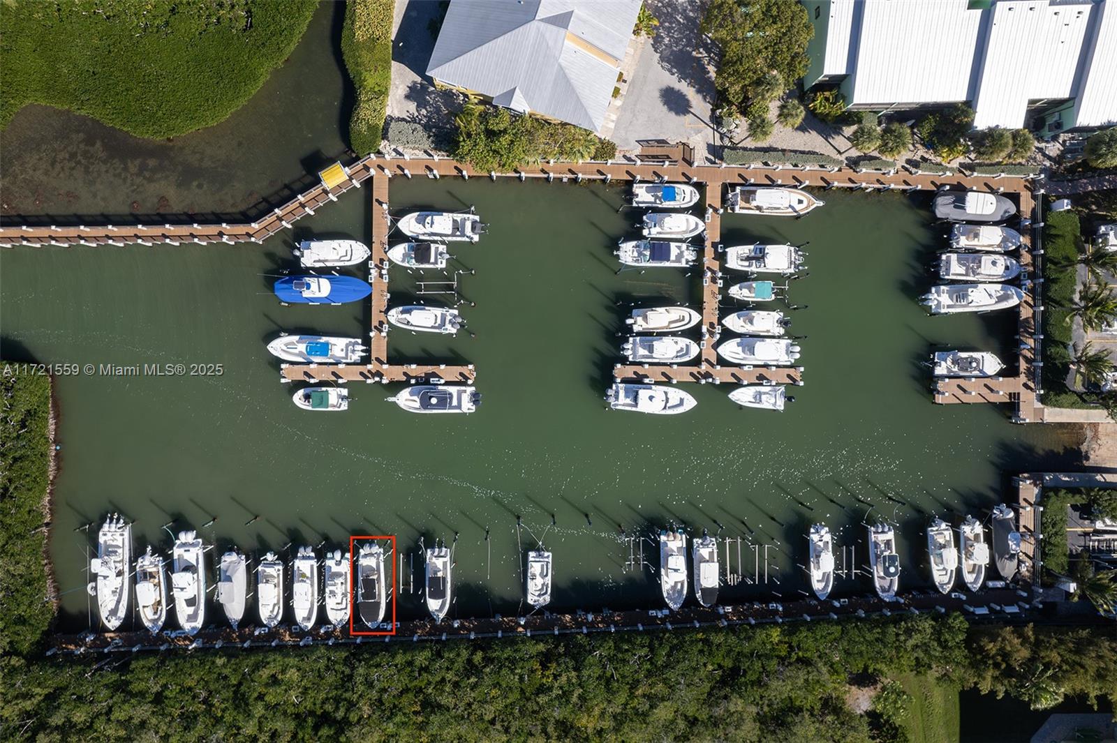 LANDINGS OF LARGO II - Residential
