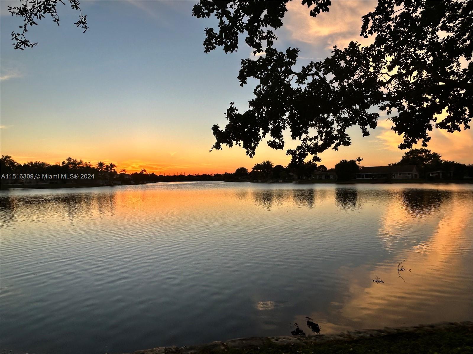 EVERGLADES SUGAR & LAND - Residential Lease