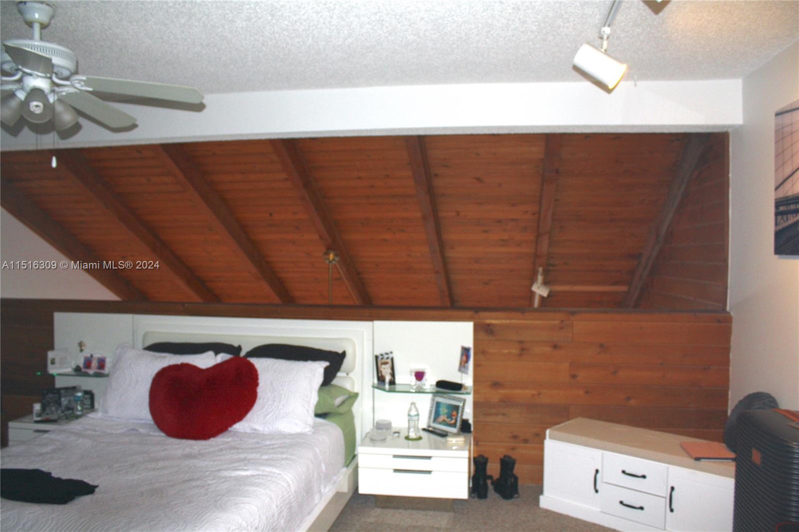 EVERGLADES SUGAR & LAND - Residential Lease